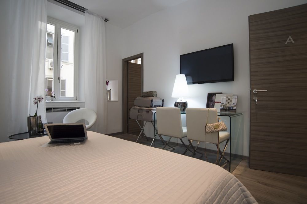 Relais Colonna Pensión 4*